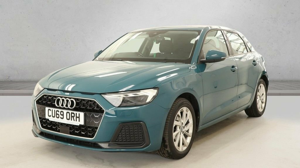 Audi A1 1L Sport CU69ORH Green #4