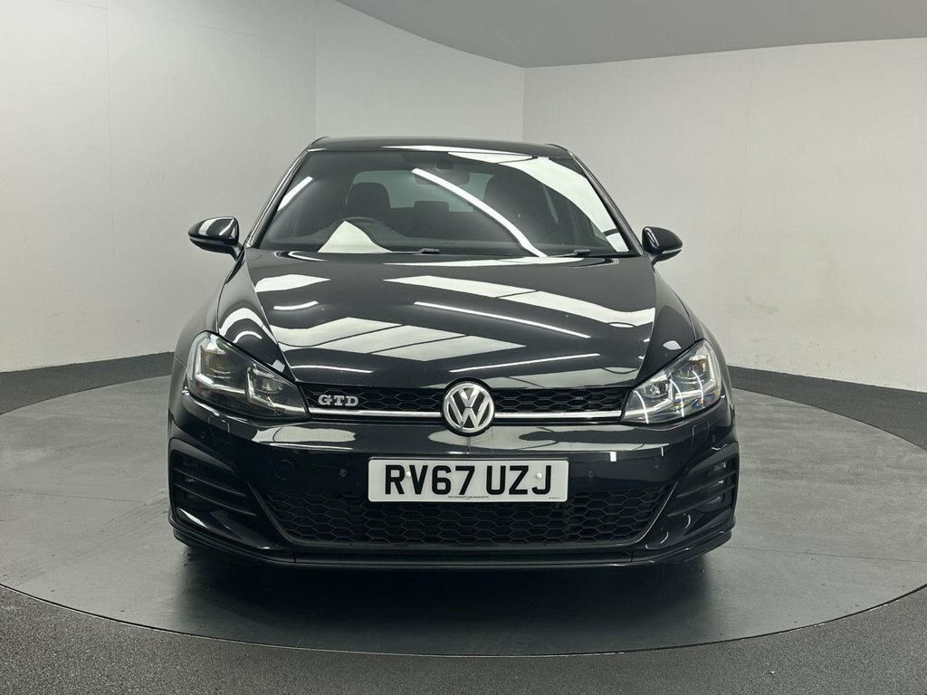 Volkswagen Golf 2L Gtd RV67UZJ Black #4