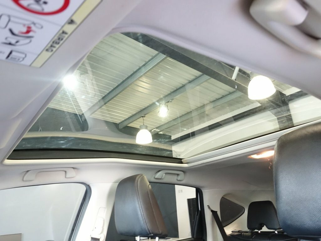 Honda Cr-V 2L Ex FG13EVV White #2