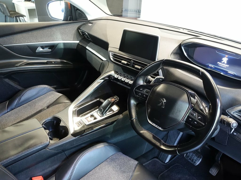 Peugeot 3008 1.6L Allure Brown #2