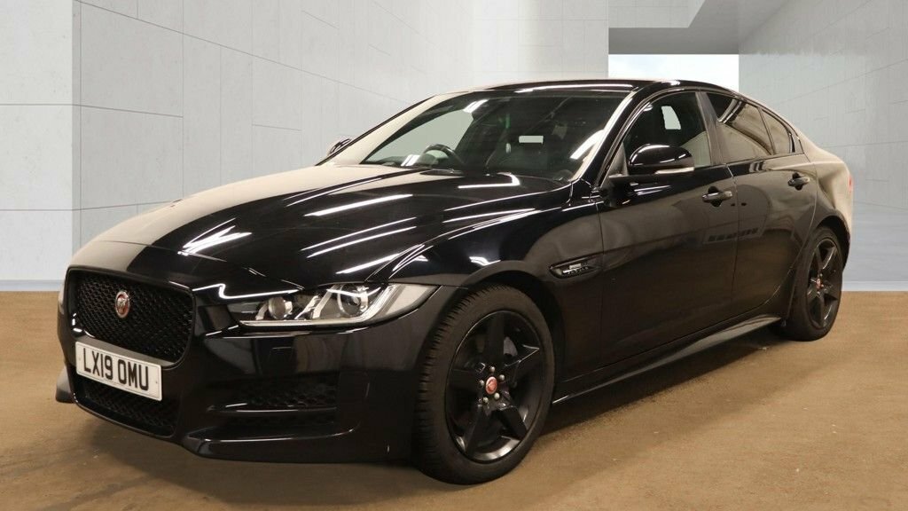 Jaguar XE 2L R-sport LX19OMU Black #2