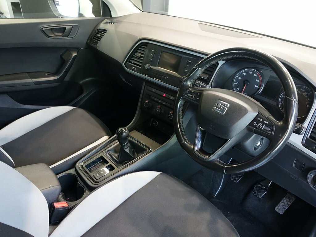 Seat Ateca 1L S DA17MMV White #2