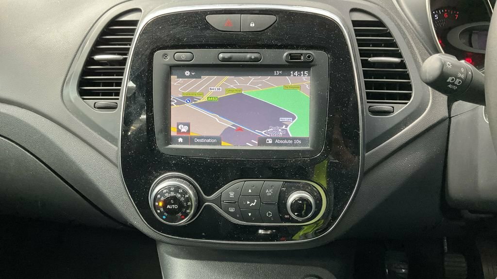 Renault Captur 0.9L Dynamique Nav BU18PXW Red #3