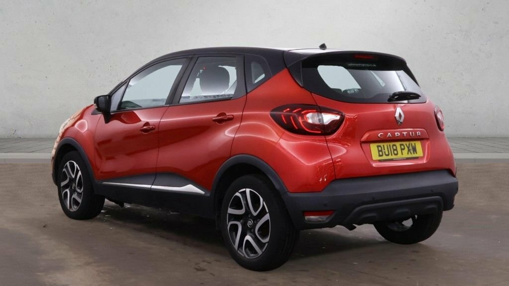 Renault Captur 0.9L Dynamique Nav BU18PXW Red #5