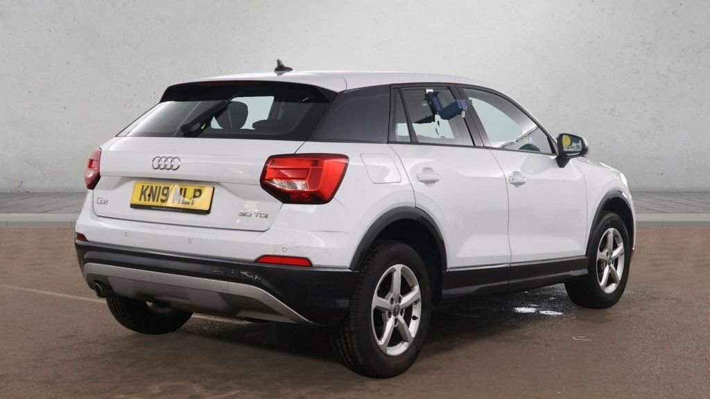 Audi Q2 1.6L Se KN19MLP White #6