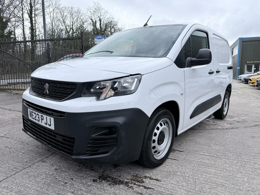Peugeot Partner 1.5 Bluehdi 1000 Professional Premium Standard P ME23PJJ White #3