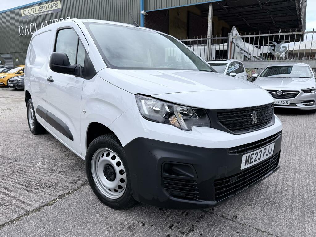 Peugeot Partner 1.5 Bluehdi 1000 Professional Premium Standard P White