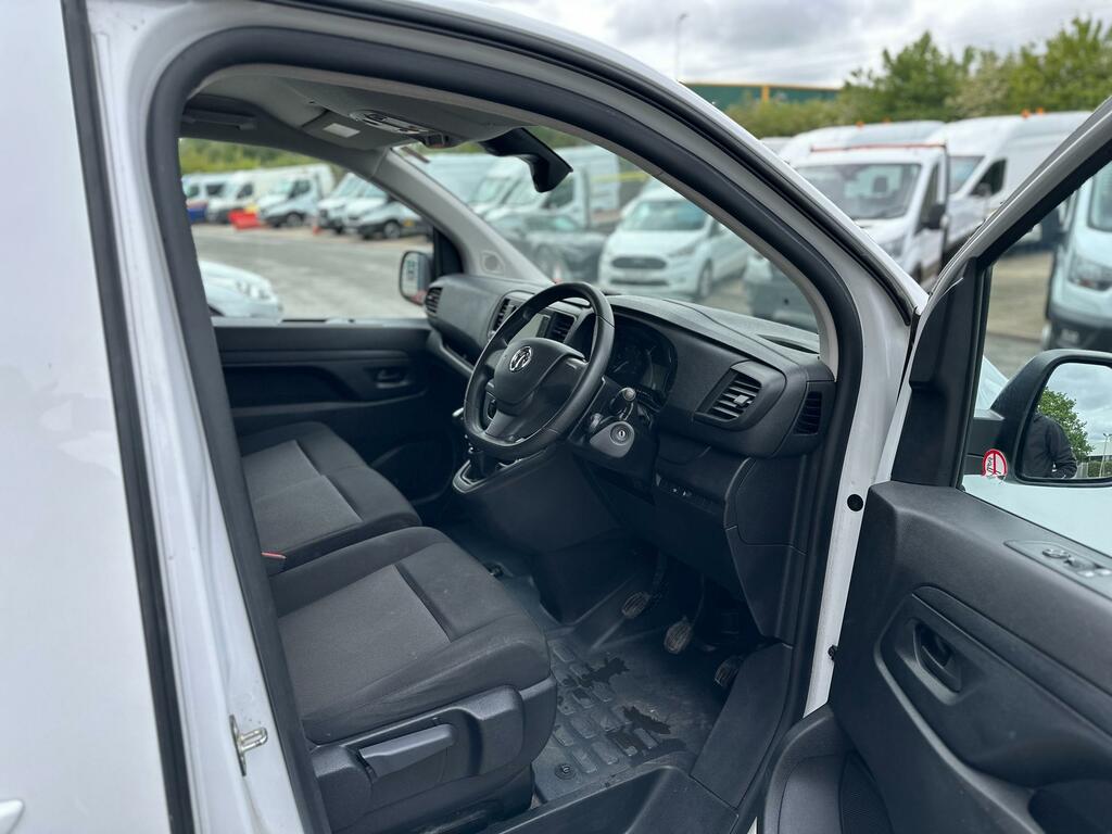 Vauxhall Vivaro L2h1 Pro, 1.5 Turbo, Air-con, Cruise Control, Car DT23OYC White #6