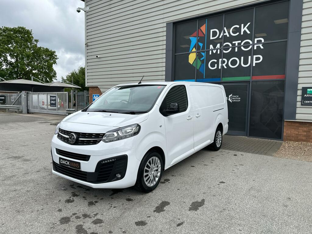 Vauxhall Vivaro L2h1 Pro, 1.5 Turbo, Air-con, Cruise Control, Car White