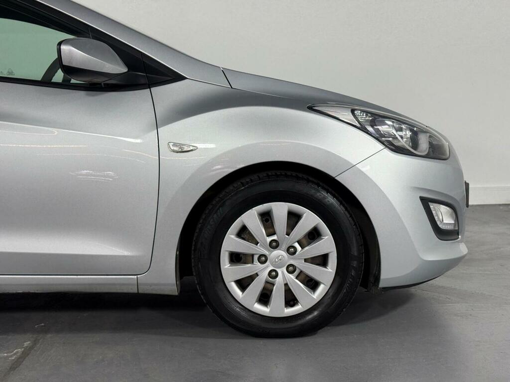 Hyundai I30 Hatchback 1.6 Crdi Blue Drive S Euro 6 Ss EJ15XBW Silver #6