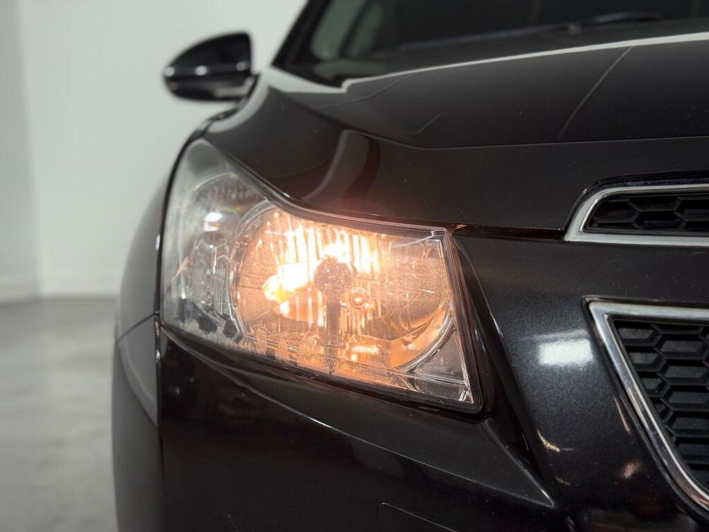 Chevrolet Cruze Hatchback 1.8 Ltz Euro 5 201212 CP12ALO Black #2