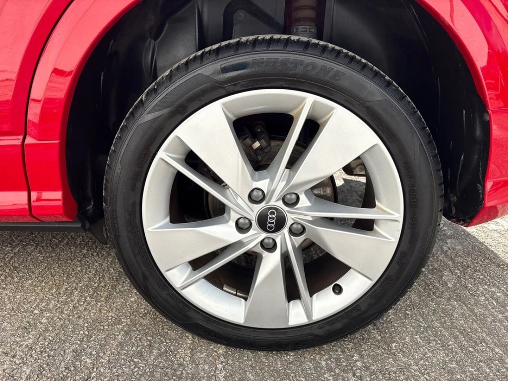 Audi Q2 Audi Q2 S Line 35 Tfsi S-a GL73UAJ Red #6