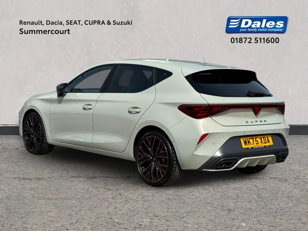 Cupra Leon Leon 1.5 Etsi 150 V3 Dsg Hatchback WK75XBA Grey #2