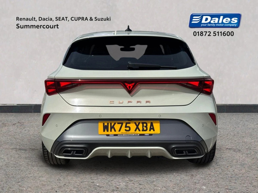 Cupra Leon Leon 1.5 Etsi 150 V3 Dsg Hatchback WK75XBA Grey #4