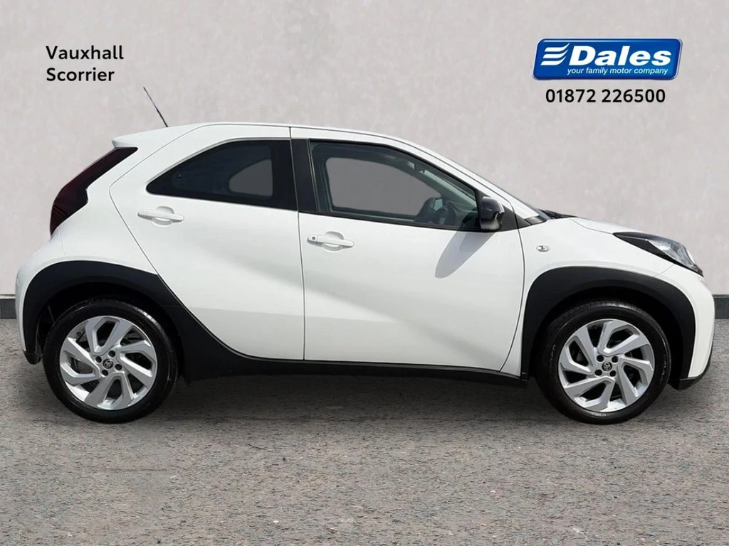 Toyota Aygo X Toyota Aygo 1.0 X Pure Vvt RF23OEY White #3