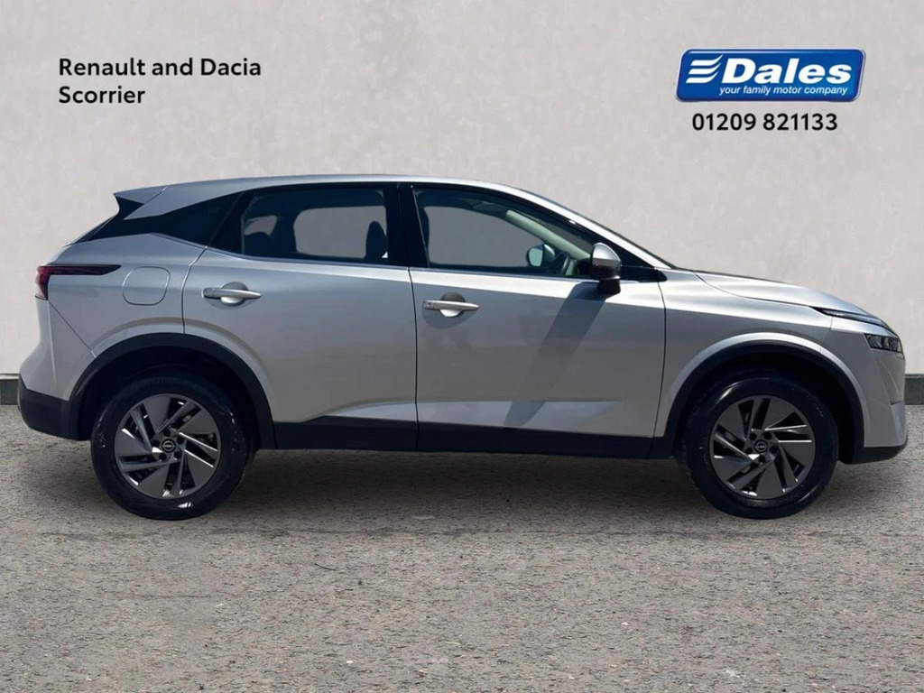 Nissan Qashqai Nissan Qashqai Acenta Premium 1.3 Dig-t BJ73CKA Silver #3