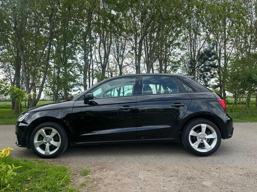 Audi A1 Hatchback 1.6 Tdi Sport Sportback Euro 6 Ss RF18CDX Black #4