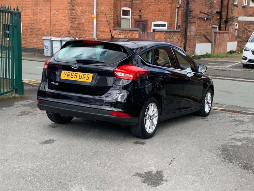 Ford Focus 1.5 Tdci Zetec Euro 6 Ss YR65UGS Black #4