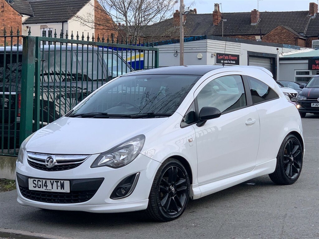 Vauxhall Corsa 1.2 16V Limited Edition Euro 5 SG14YTW White #4