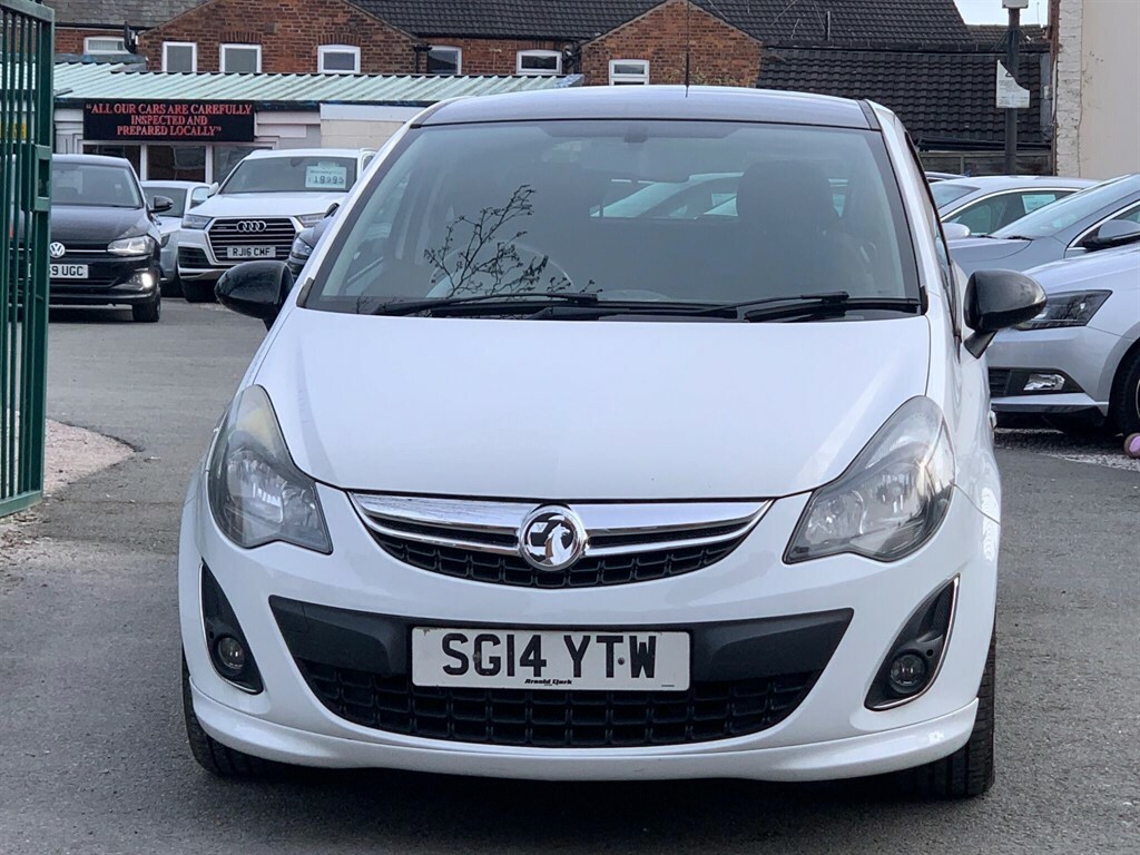 Vauxhall Corsa 1.2 16V Limited Edition Euro 5 SG14YTW White #3