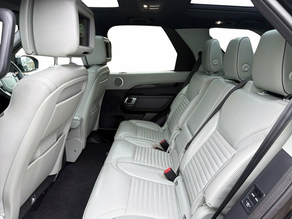 Land Rover Discovery 3L Hse Luxury PL69XSC Black #4