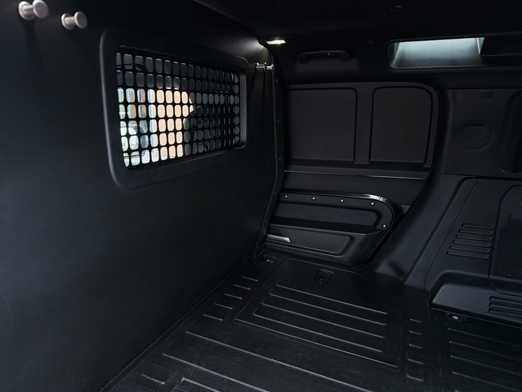 Land Rover Defender 3L X-dynamic Hse LF73SNO Black #4