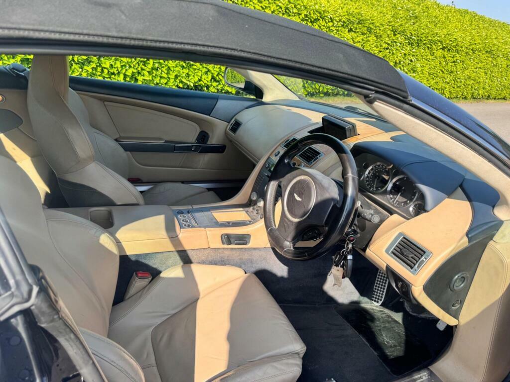 Aston Martin DB9 5.9 Seq Silver #19
