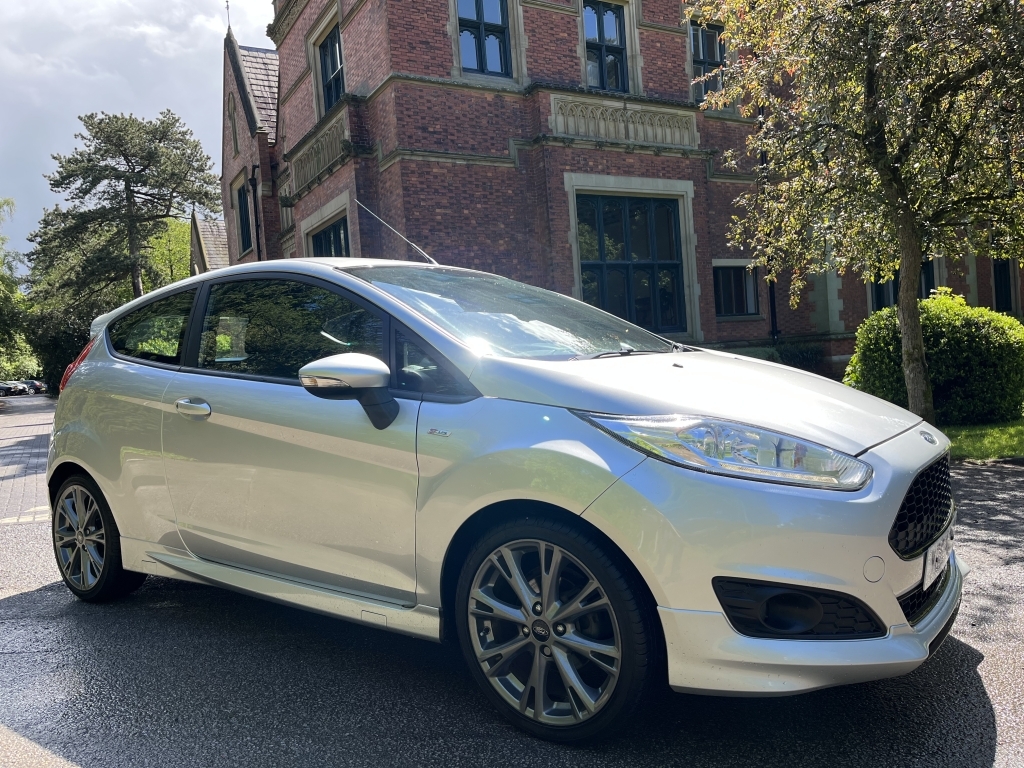 Ford Fiesta Hatchback Silver