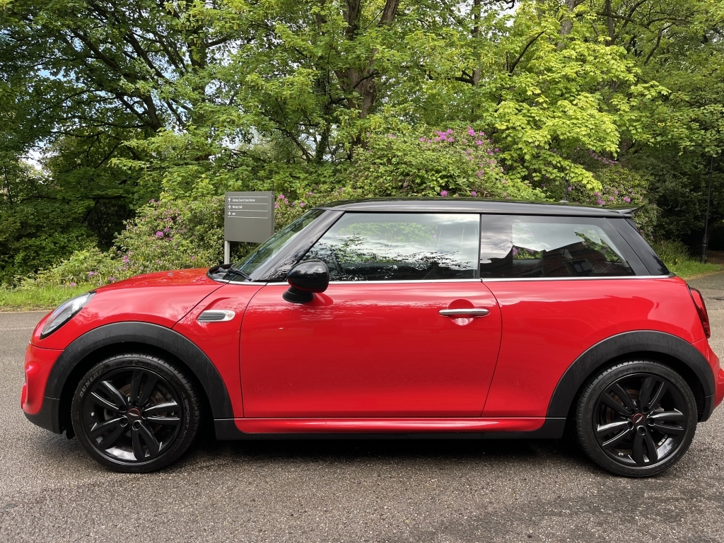 Mini Hatch Hatchback VK18OVB Red #2