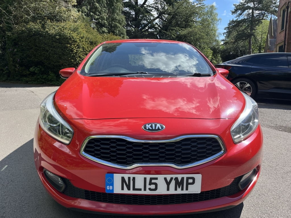 Kia Ceed Hatchback NL15YMP Red #2