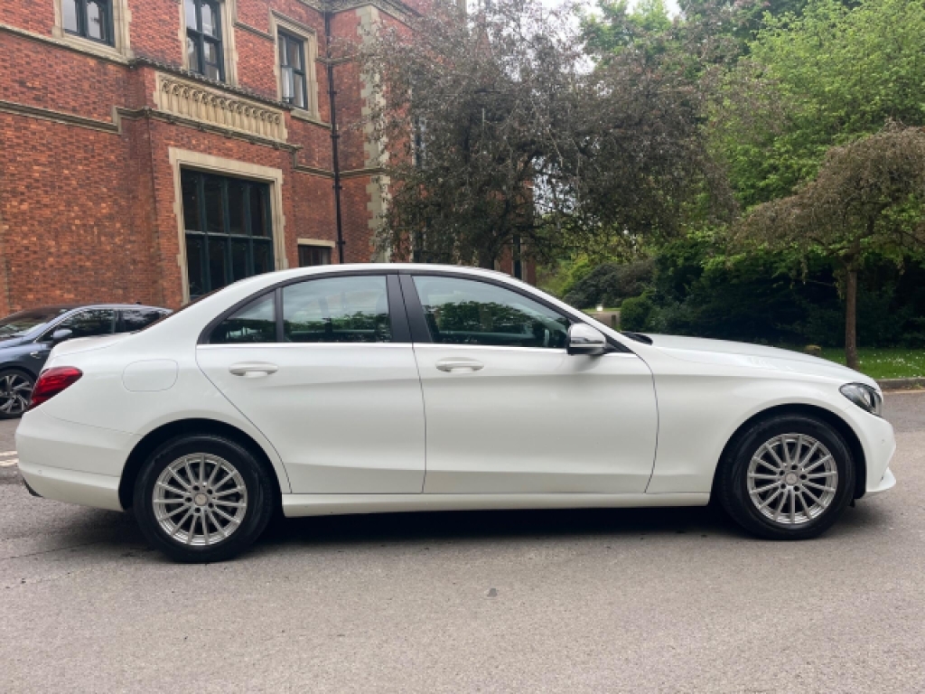 Mercedes-Benz C Class C200 D Se Executive White #2