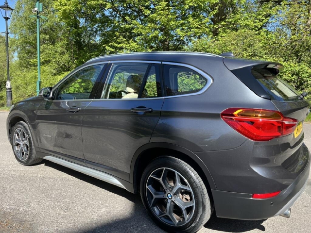 BMW X1 Estate CV17MLL Grey #5