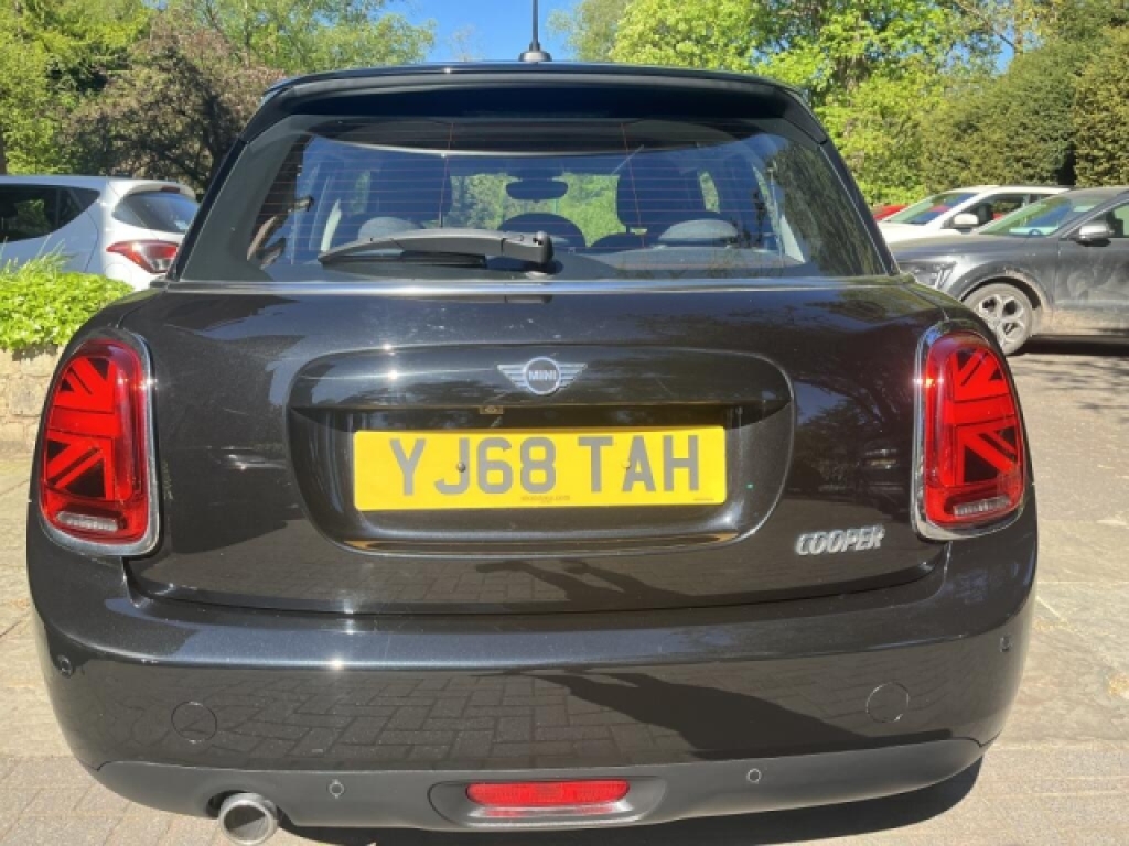 Mini Hatch Hatchback YJ68TAH Black #3