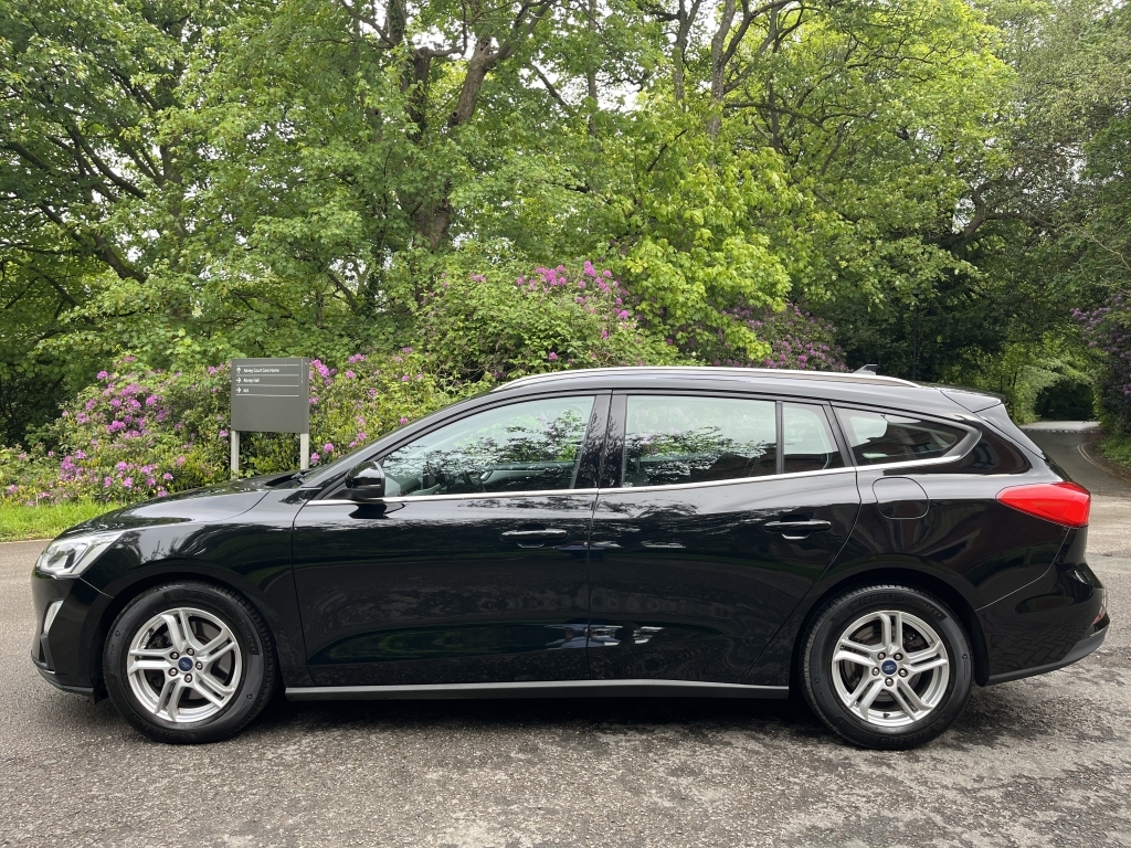 Ford Focus Estate RF69YZK Black #4