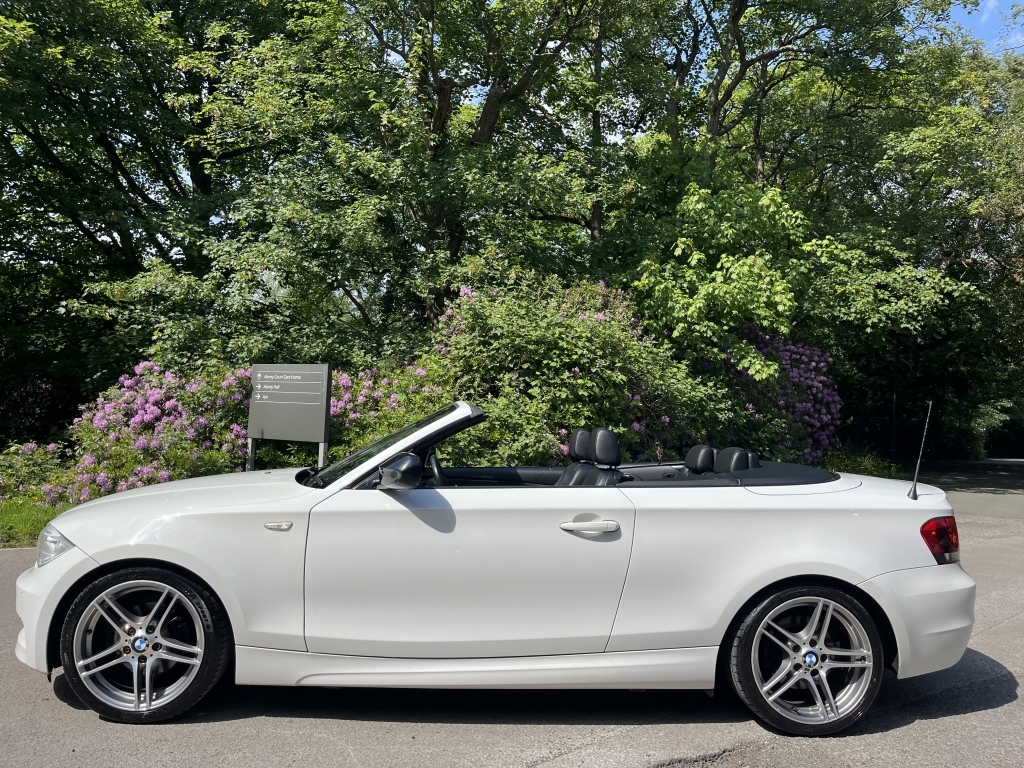BMW 1 Series Convertible YB62FCY White #6