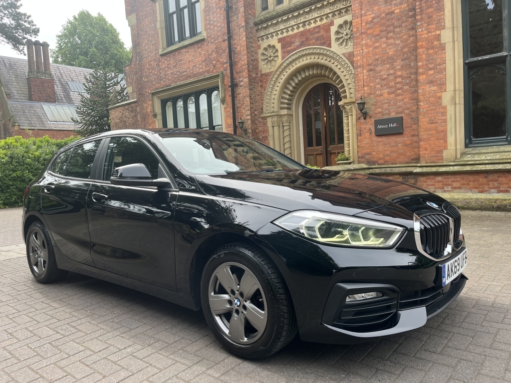 BMW 1 Series Hatchback Black