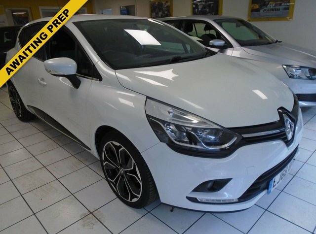Renault Clio 1.5 Dci Iconic Hatchback Euro 6 White