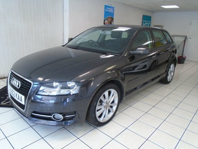 Audi A3 2.0 Tdi Sport Sportback S Tronic Euro 5 Grey #3