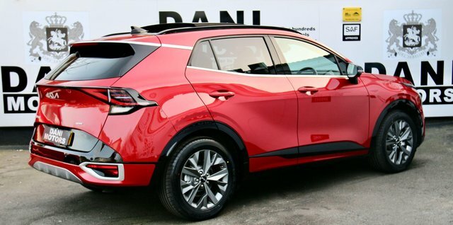 Kia Sportage Suv YH22WNR Red #3