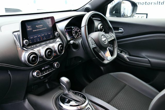 Nissan Juke Suv DT73HJA Grey #2