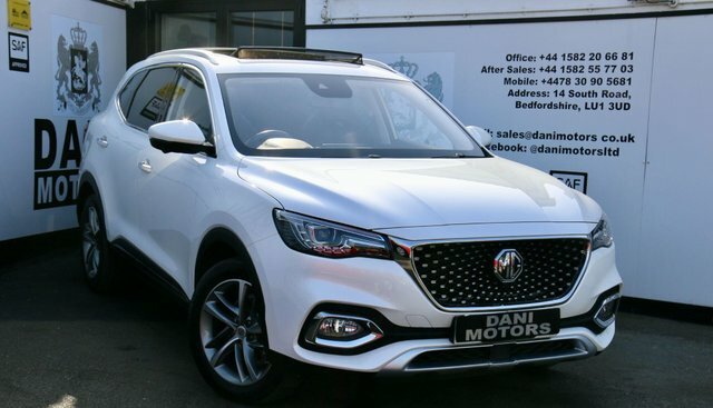 MG HS Suv GSZ5720 White #4