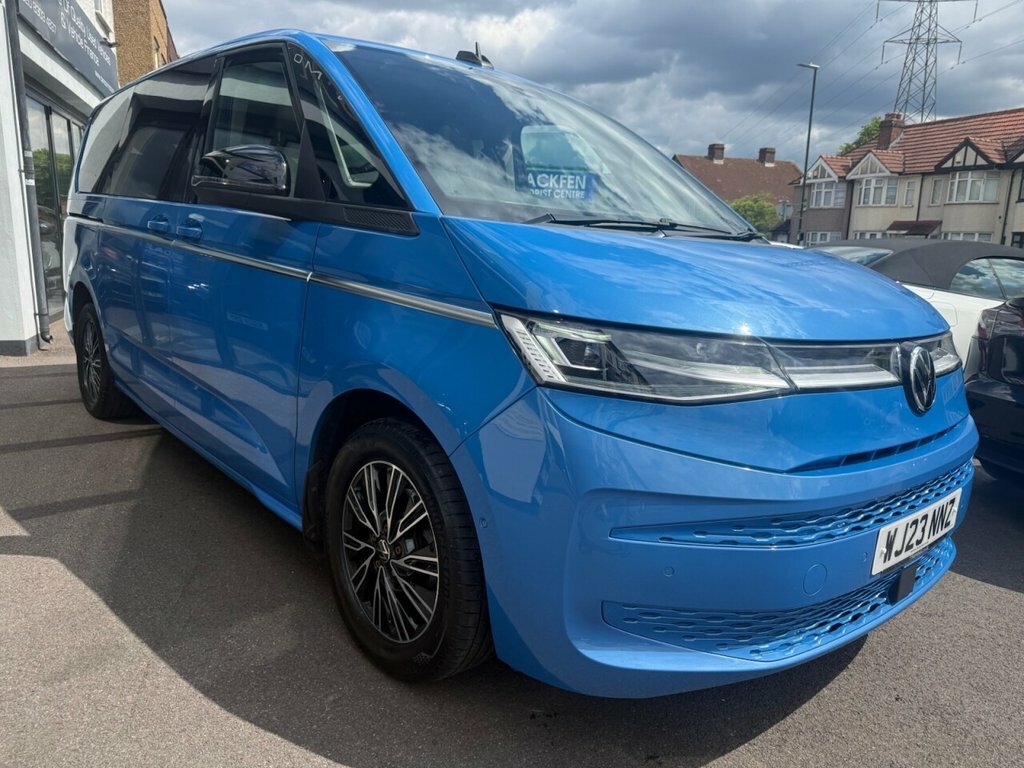 Volkswagen Multivan 2L Style Blue