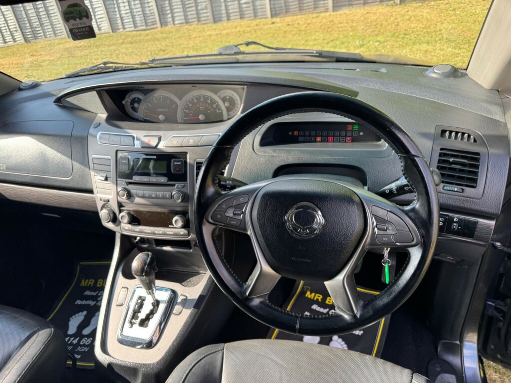 SsangYong Turismo Mpv 2.2 D Ex 201717 Grey #2