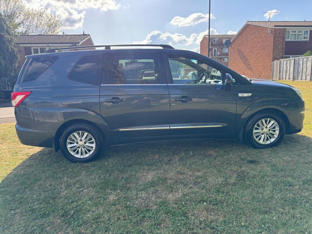 SsangYong Turismo Mpv 2.2 D Ex 201717 Grey #6