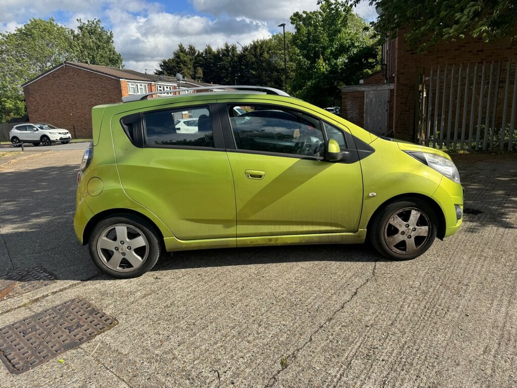 Chevrolet Spark Hatchback 1.2 I Lt 201212 Green #6