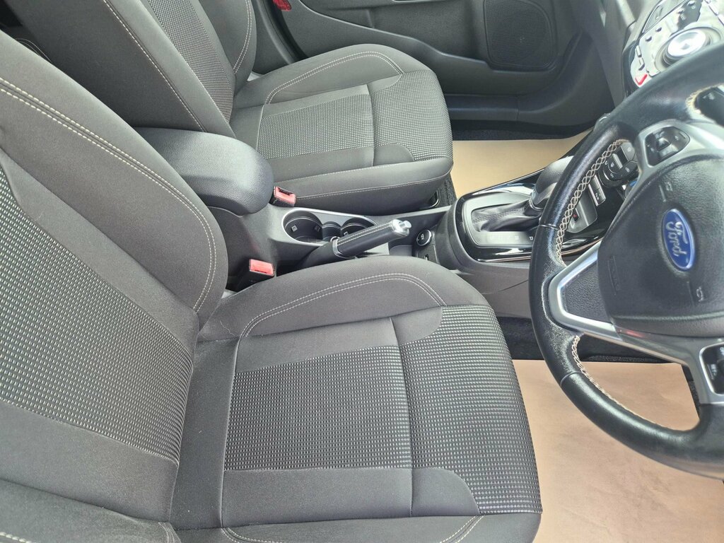 Ford Fiesta Titanium Automatic 5dr Petrol EO66YGG Blue #5