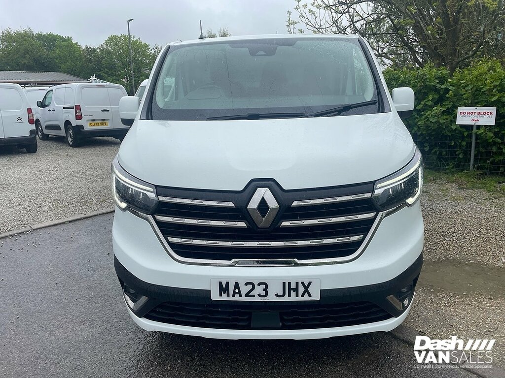Renault Trafic Dci Blue Sl28 Sport MA23JHX White #2