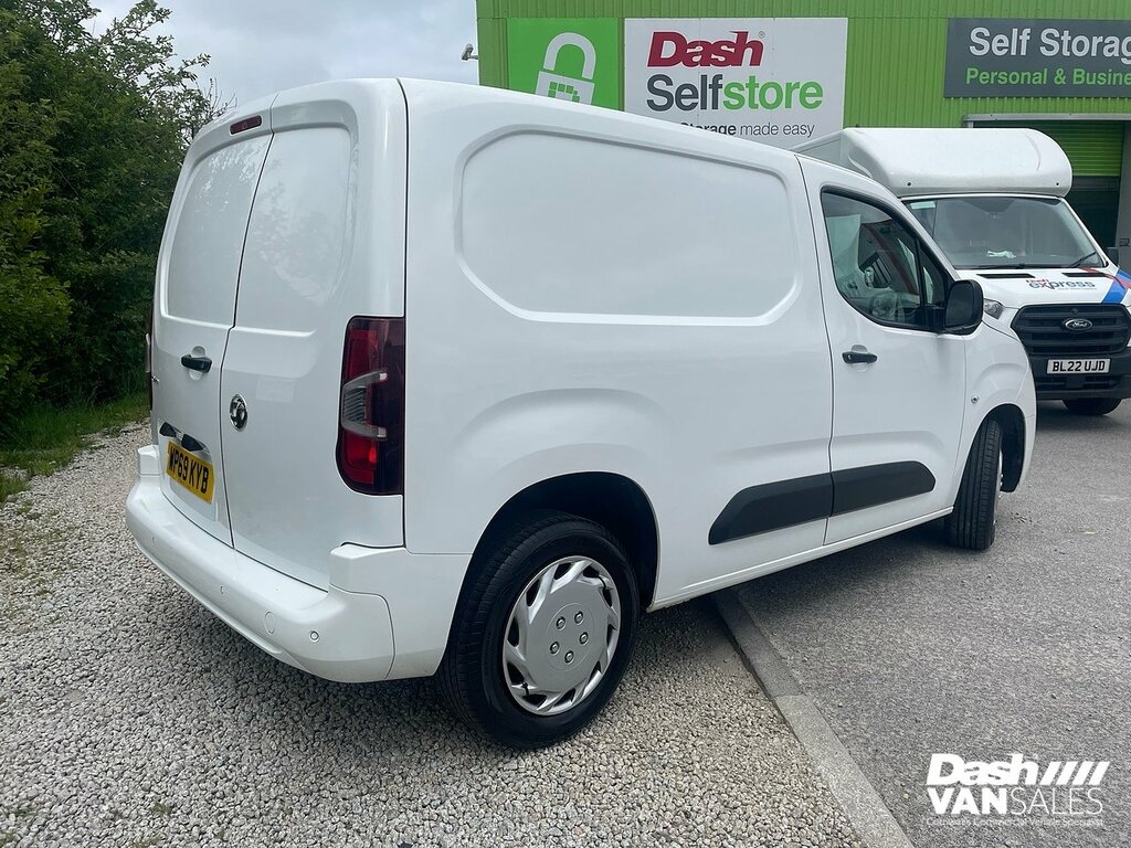 Vauxhall Combo Turbo D 2300 Sportive WP69KYB White #6