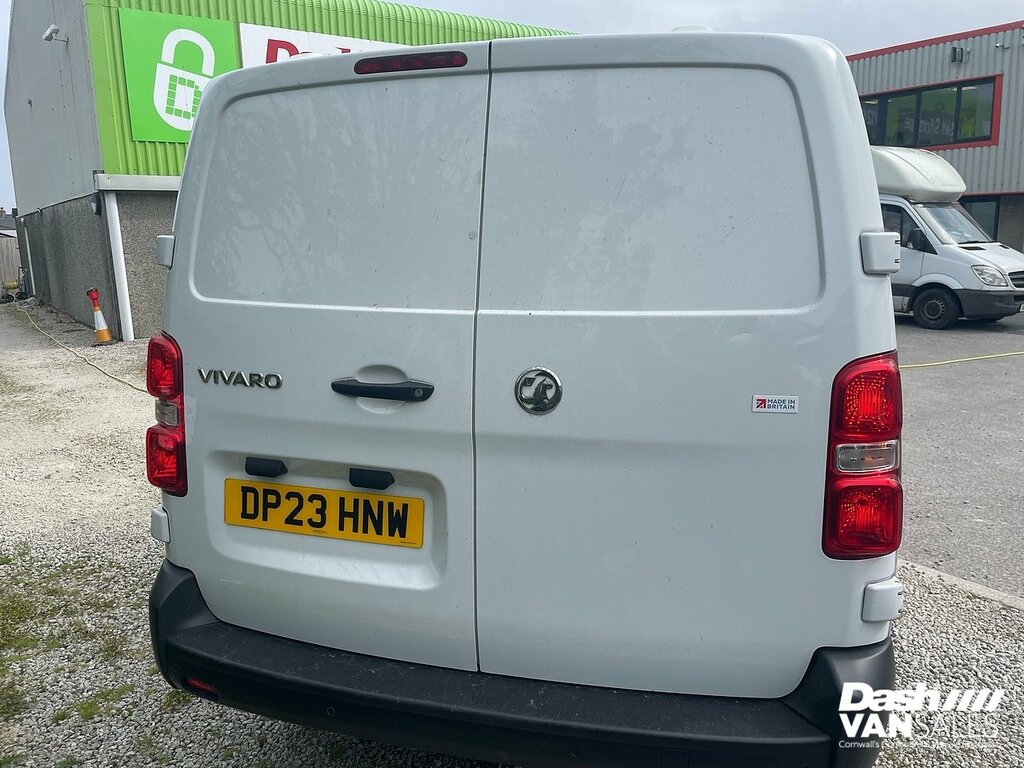 Vauxhall Vivaro Turbo D 2900 Prime DP23HNW White #4