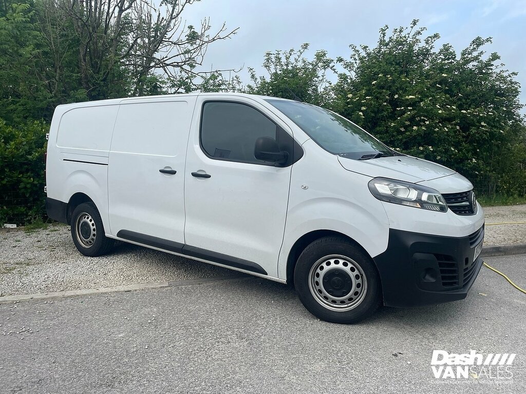 Vauxhall Vivaro Turbo D 2900 Prime White